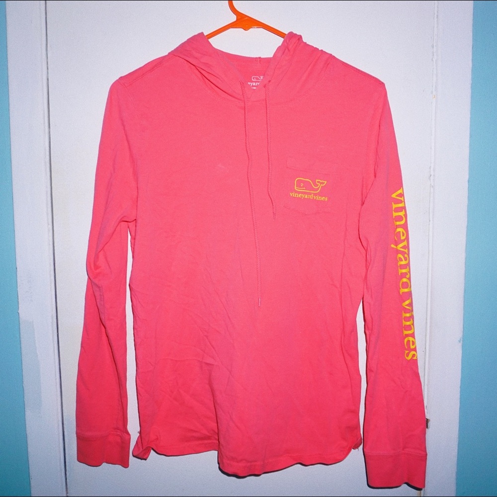 Vineyard vine hoodie
